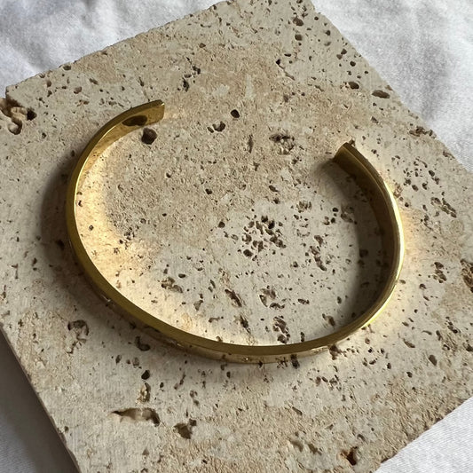 Vikki Starlight Bangle in GOLD