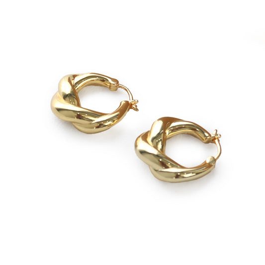 Kenny Twist Hoops in GOLD